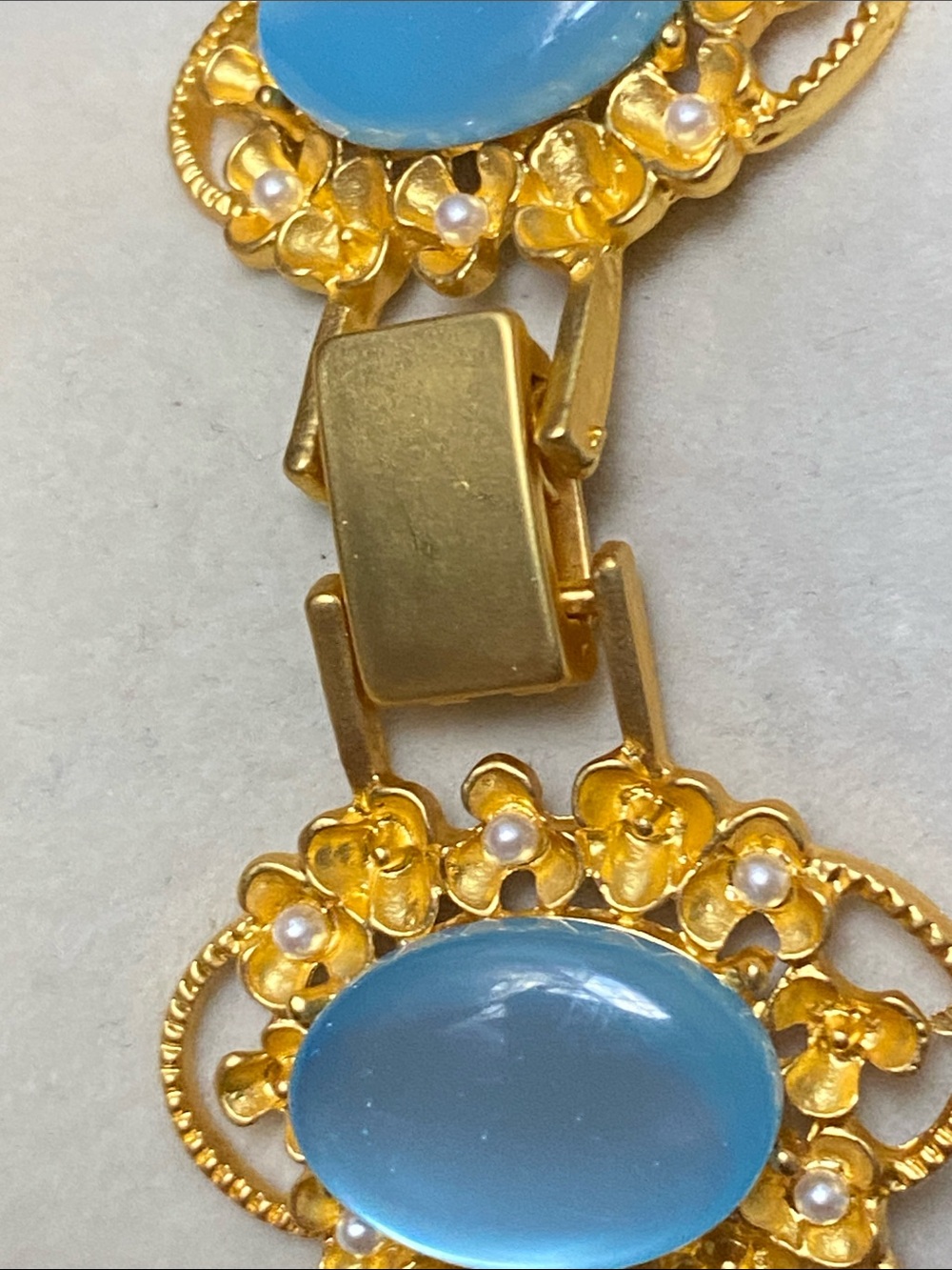Matte Gold Blue Cabochon Statement Necklace with Faux Pearls - Picture 4 of 6